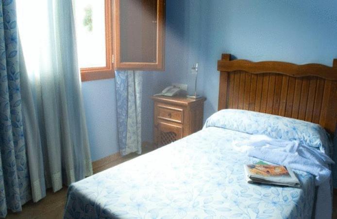 Single Room,1584455232:JPEG
